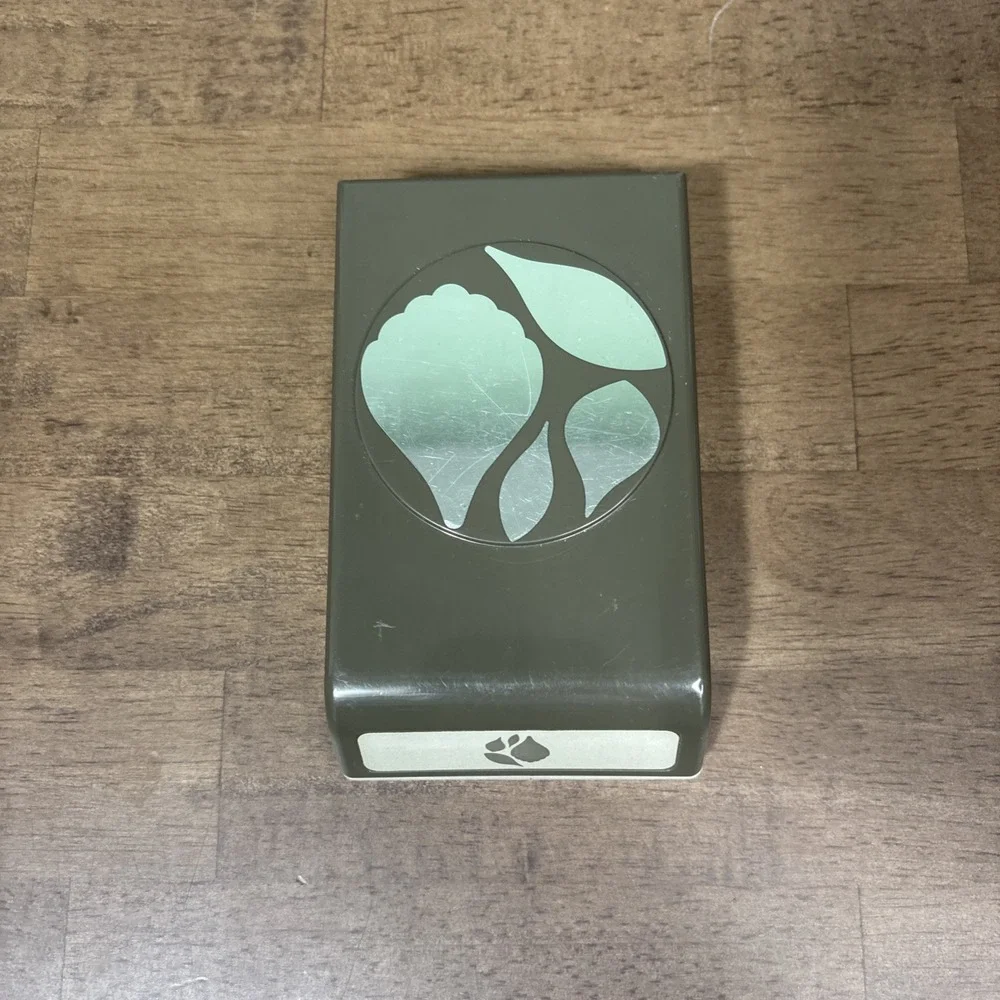 Stampin' Up! Build a Blossom & Blossom Petal Paper Punch